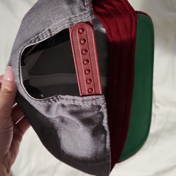 Mario Snapback - Picture 2 of 3